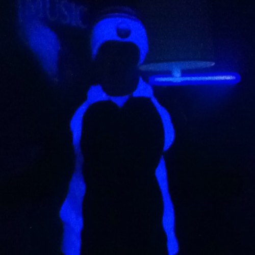 You follow me ill follow u i play hockey