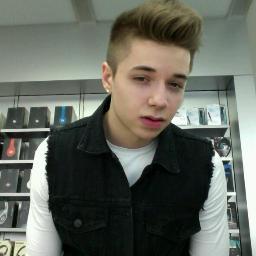 #greekguy#European, http://t.co/5E8d0F2a ,https://t.co/fR6J4nDz #teamfollowback!