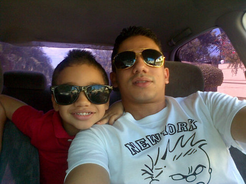 jogarcia27's profile picture. Hijo, padre, estudiante, luchador... una persona con los pies bien puesto en la tierra para seguir luchando y mover cielo y tierra por lo que quiero...