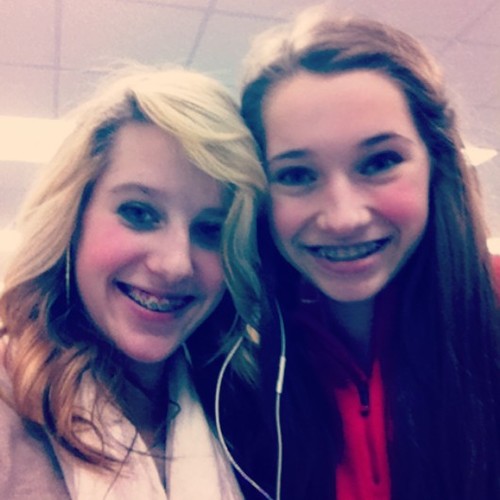 allison_smith97's profile picture. I'm just a teenager. My music will tell you more about me then my mouth ever could.