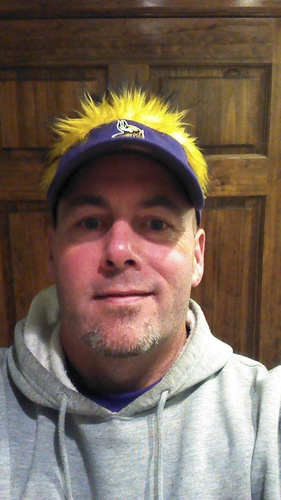 Sports lover , mostly Minnesota but regularly cheer for Lakers and Stars