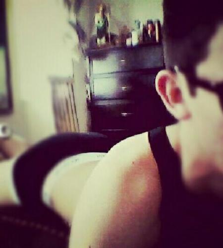 hey tu ... si tu sigueme ... no *n* ay al fin que ni queria *m*....