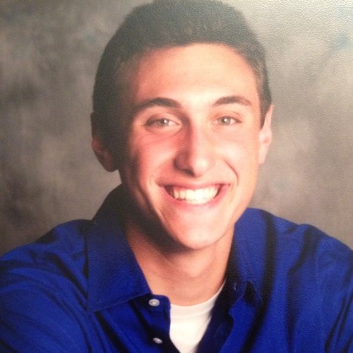 Co-Owner of @mitzvahbouncers. U of MN, Carlson School of Management Class of 2017. Brother of the Alpha Epsilon Pi Fraternity. #Timberwolves fan.