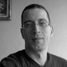 “Le pouvoir ne souhaite pas que les gens comprennent qu’ils peuvent provoquer des changements.” (Noam Chomsky)