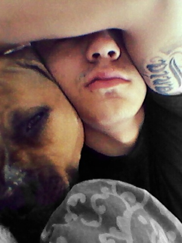 16 years old. love kickn it w/ homies. smokin, drinkn. hmu netime. dnt use dis often, use fb more (:
