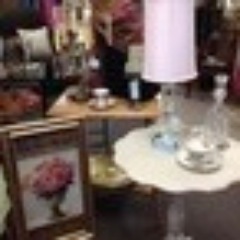 lilymadisonshop's profile picture. 