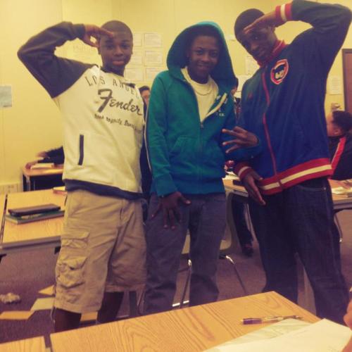 this be ya baby girl on yo shit (; but anyways follow MY love nick then follow me .. @x_olp