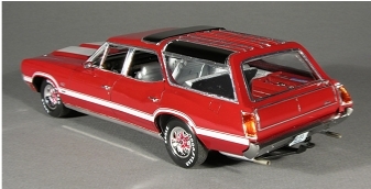 khelberg3265's profile picture. I am a born salesmen currently unemployed looking to get into social media or sales job