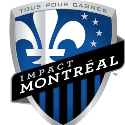J'ai 17 ans et je mesure 6,2ft. j'aime tous les sports/poutine/tous style de musique sauf le country et le métal.