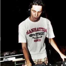 FansRaulCastano's profile picture. Club de Fans de Raul Castaño, nuestro dj valenciano. Enterate de toda la programación y de su vida! Estaremos al tanto! :)