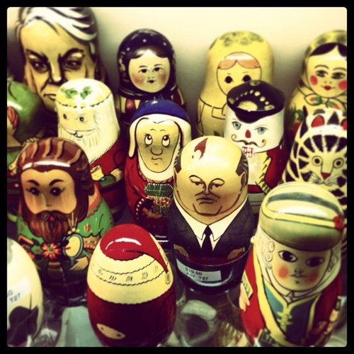 TheLoopDesign's profile picture. Graphic designer & Art Director. Knitter. Dog lover. Gluten-free baker.