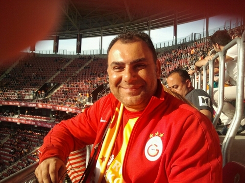 binan71's profile picture. 