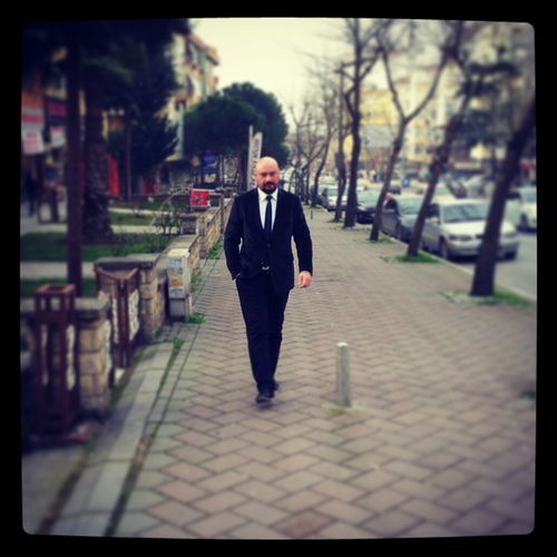 Sowhard's profile picture. Bence artık sende herkes gibisin..