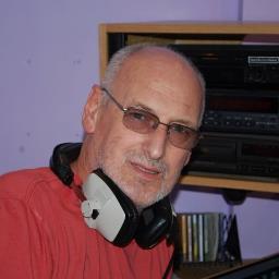 Runs the https://t.co/jBc8xri69M website and presents the weekly 'American Roots' show at https://t.co/CIz5Csvawj