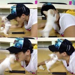 หมีฮั่นนะคร๊าบ กวนนิดๆ หื่นหน่อยๆ ฟอลมาเยอะๆนะครับ ทักทายกันได้นะคร๊าบไม่กัด ที่สำคัญฮั่นโสดดดดดนะคร๊าบ จีบได้ๆ