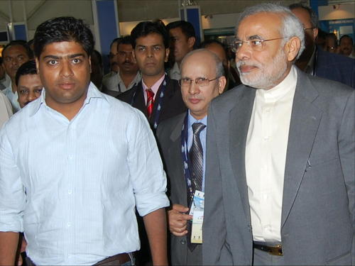 मैं अपनी मौत को याद रखता हूं इसलिए शान से जीता हु 
प्रकृति से सीखो
  










                                                             
I m a father