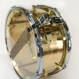 Bespoke snare drums, hand-crafted by Mike Bigwood in the UK.

  - This is quite a different approach to any drum design that we've encountered. - RHYTHM