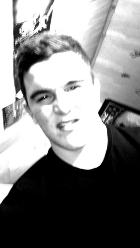 Waaaag 2 da Wannnnn, tweet me bitchezz