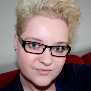 Deesirr's profile picture. Trotse moeder van 2 kinderen Romy en Aiden, gek op internetten, winkelen en gezelligheid!!