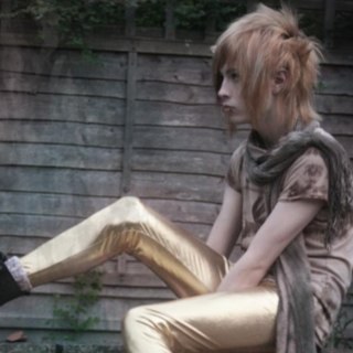 I broke, I cracked, I drowned. What am I? Why must I always be alone? {RP}{Gay}{Single}