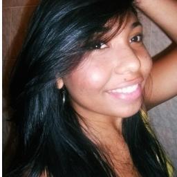 Apenas uma Garota que sonha em fugir para Maresias... #YOLO