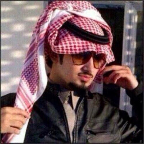 ‏يا تويتر وترتني حسبي عليك قلبي رهيف و برنامجك حلو ! حتى المزاييّن .. إللي كلهم فيك ما غير اتابعهم وأضغط فولو Alqhtani44441@