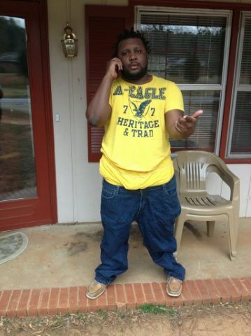 THIS LEWIS BITCH AKA A NIGGA TURN UP WITH ONE LEG !$REAL SHIT NIGGA$!