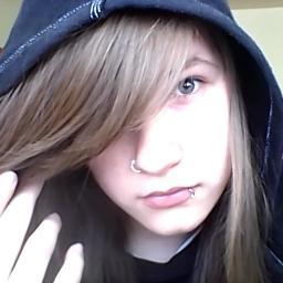 Moniu32's profile picture. 