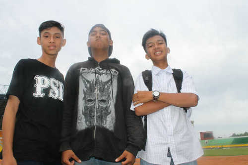 PIN Bbm: 283EA02E
|tweet:@JrAfriansyah|Folback? Just Mention... (•. --͡)(y)
