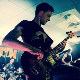 18carotginger's profile picture. stencil grafitti artist and bass guitar wonder-kid