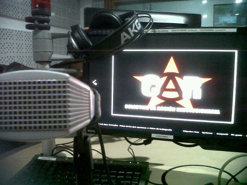 Ni neutros ni imparciales, ni objetivos ni equilibrados.  a partir de las 7pm x YVKE mundial los andes 106.3 fm y 1040 am y la web. Todos los días