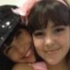 amo muito a @aninhazimmernan e a @larimanoela s2 respondida pela julie dia 15 de abril de 2013, ela ate mandou s2, brigadinho princesa