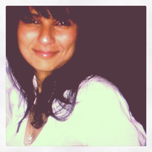#Art Historian, #Curator, #Artist, #Beach-bum, in love with almost everything...