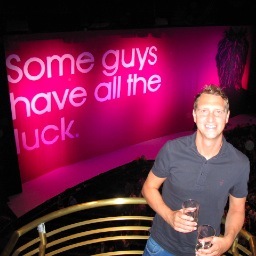 Socialite, Las Vegas is my second home and massive Spurs fan #COYS