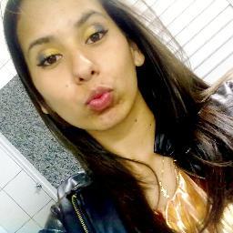 Taurina, 1.6 aninhos, adoro comer só não engordo de ruim, me apego muito fácil áh quem me faz feliz, e completamente apaixonada por Deus (L)