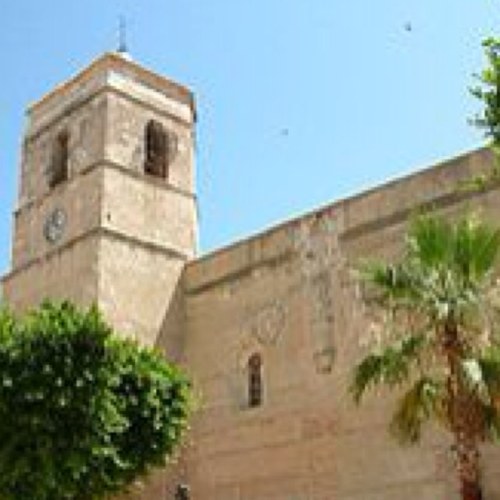 De Vera, Almería,Irresistible.. Me encanta el Futbol, Poker, y varias cosas mas ;) .mis 10 o 12 trakatrazos d gintonic no me los quita nadie.