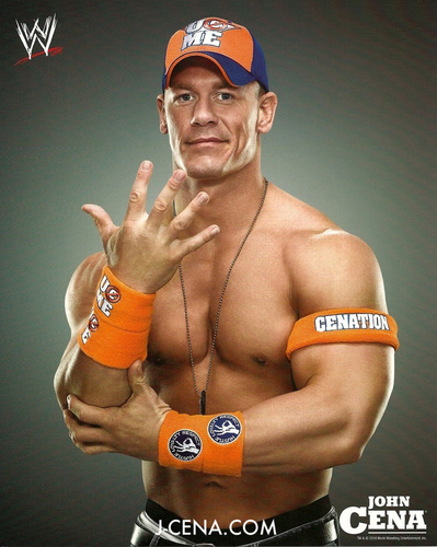 I am crazy in love with justin bieber and john cena xx