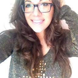 VictoriaOUT's profile picture. Comunicóloga / Amante de la verdad y eterna aprendiz...