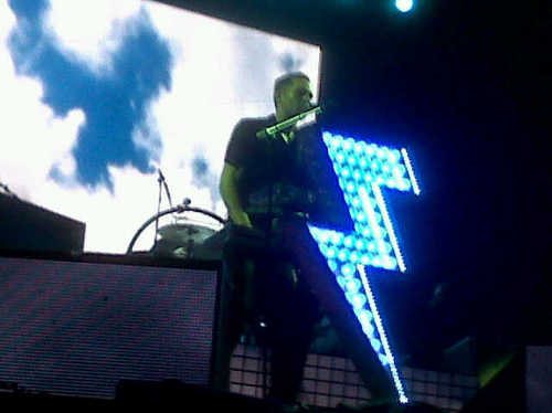 SuTiLmEntEfLoR's profile picture. 