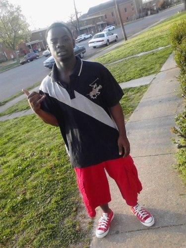 These Niggas Cutt Throat Like Hoes, Thats Why Im Rolling By Myself!