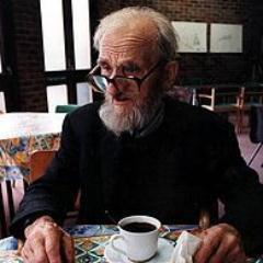 MrEdmundTrebus's profile picture. I enjoy filling my house with random shit. Porn connoisseur. I also follow back.