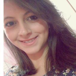         ∿      Uns me acham normal. Outros me conhecem.