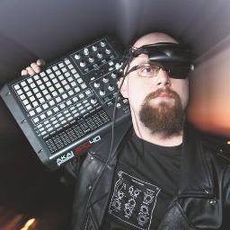 Cyborg Music Enthusiast. CTO at @switchboard_app.