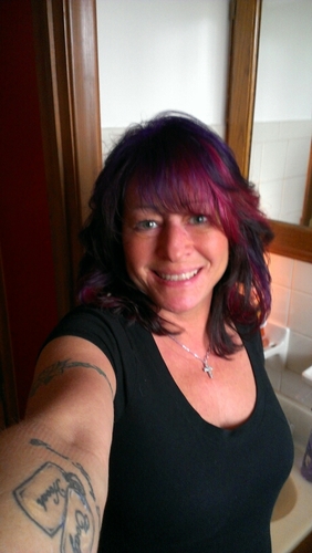 codemom33's profile picture. I'm just a country girl who's the proud mother of a U.S Army soldier who is my hero !