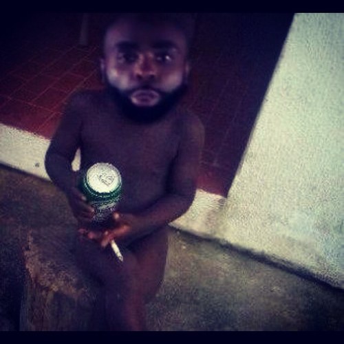 Lacritique_rap's profile picture. Secret de personne connu ou pas .. ;-)