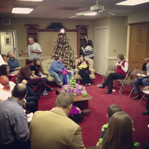 FoRealApexStaff's profile picture. Pithy quotes, archaic words, blank stares, incredible insights, and a love for Jesus.