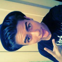 #UniaoDoTwitterSegueEuSigoDeVolta Galerinhaaaa !! Segue aee ! sigo todos de volta ;)