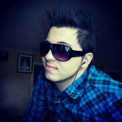 LuchoQuesada_1's profile picture. This is me! Follow me, and follow back! Easy! :D