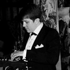 rightonclub's profile picture. Twitter account for Dr. Séculaire from RIGHT ON! - London's inclusive club night for open-minded dancers and lovers of vintage Black music.