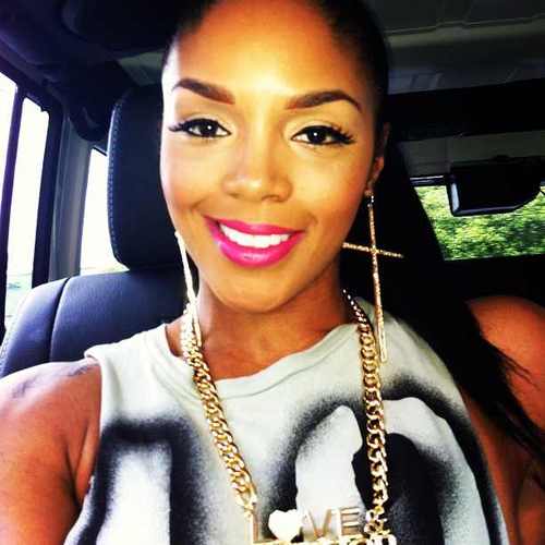 fanpage for the beautiful , talented , natural @rasheeda